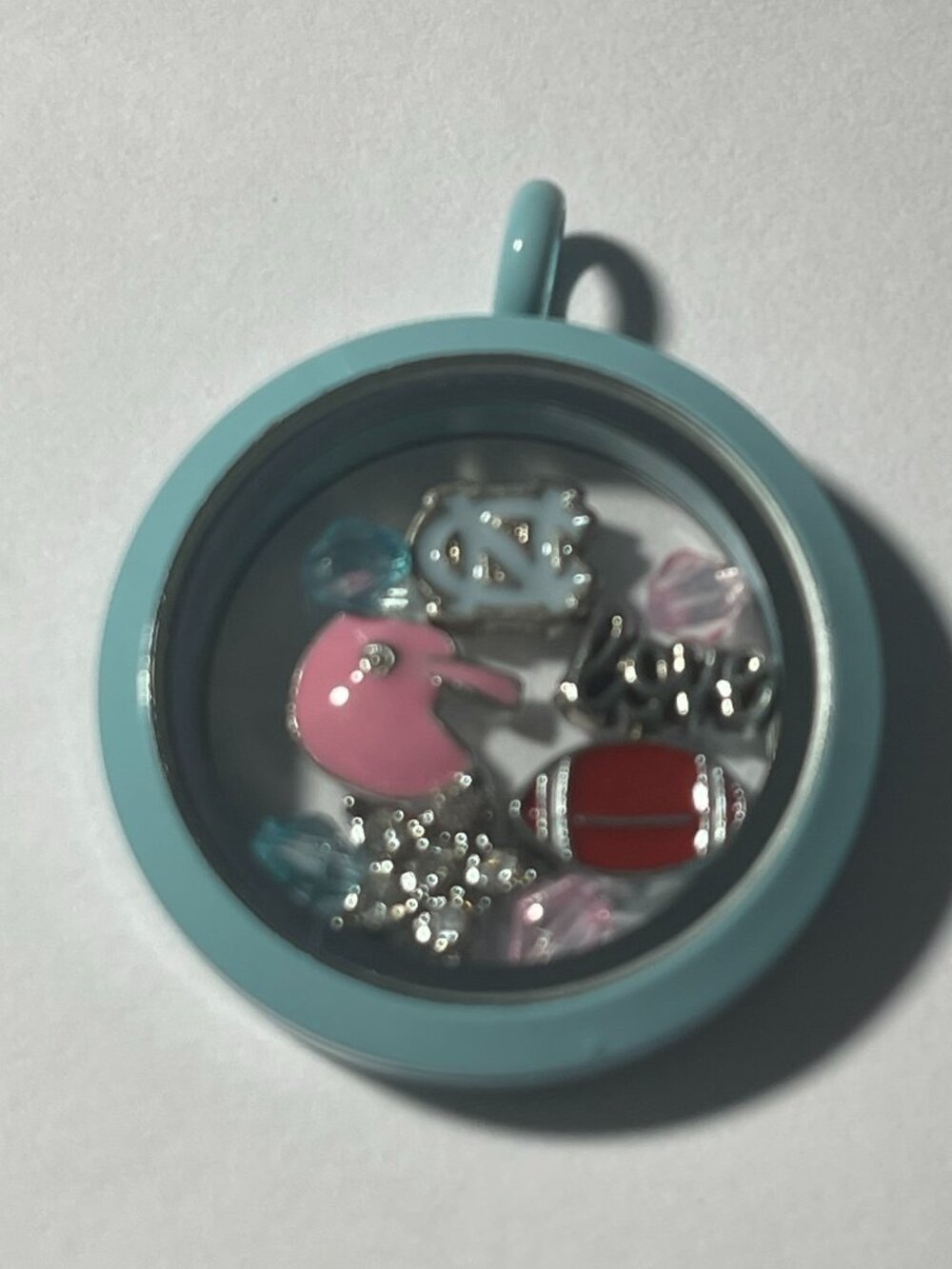 North Carolina Tar Heels NCAA Memory Charm Locket w/ 22 IN chain NEW